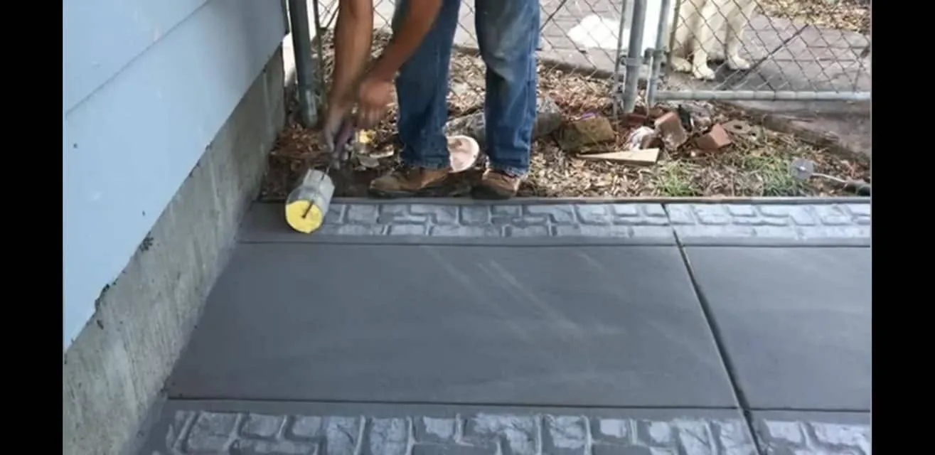 Slide 4 — Comprehensive Home Improvement Solutions | Soluciones Integrales para el Hogar
