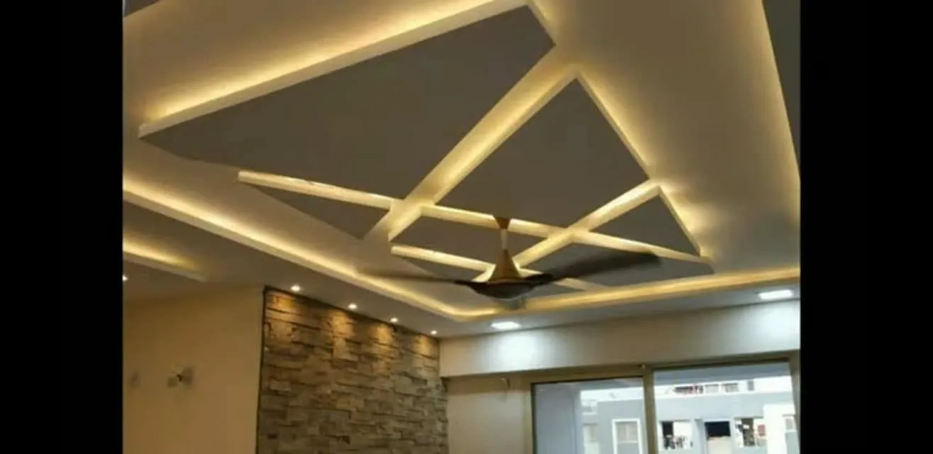 Slide 3 — Comprehensive Home Improvement Solutions | Soluciones Integrales para el Hogar