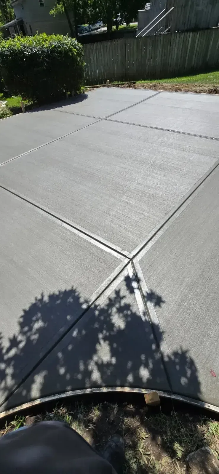 Elevate Your Space with Quality Concrete - Carta 3