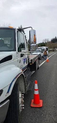 Edy's Auto Towing LLC 2