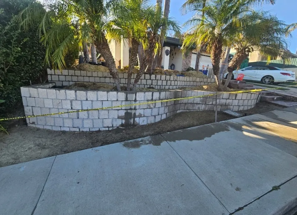 Daniel Islas Landscaping Inc