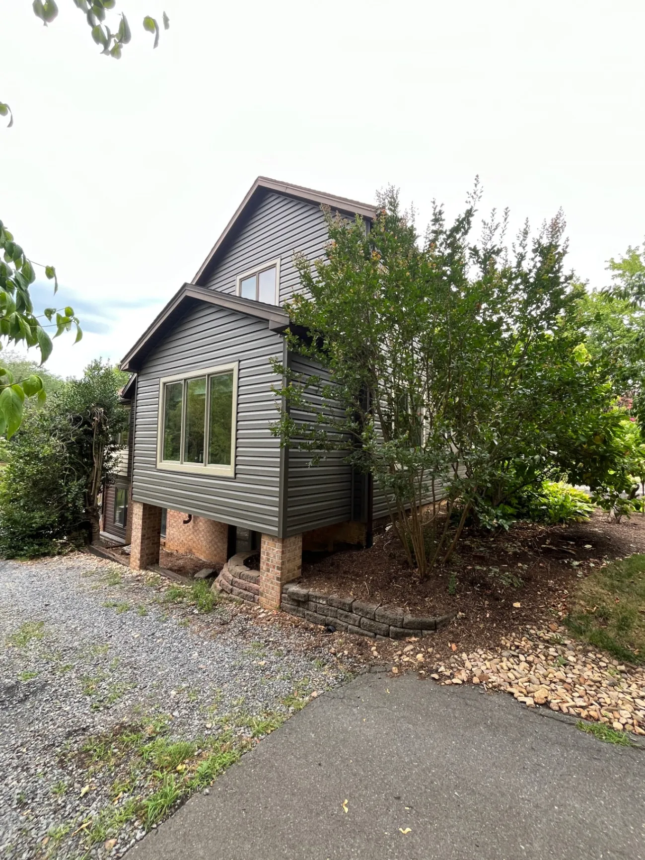 Gallery image 12