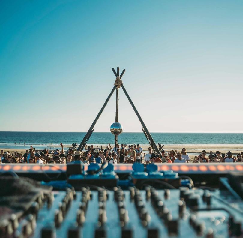 SunceBeat New Horizons 2027 poster - Caparica, Setúbal, Portugal