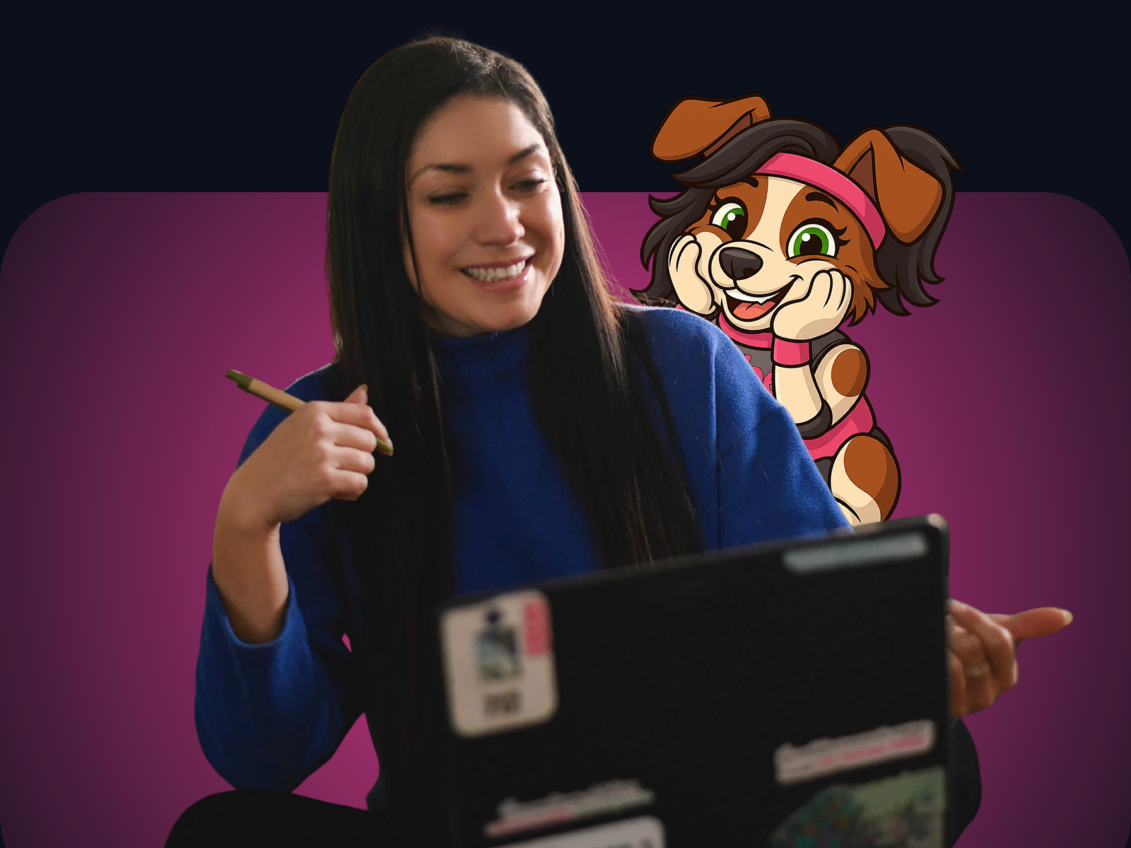 Persona sonriendo en una videollamada de mentoría