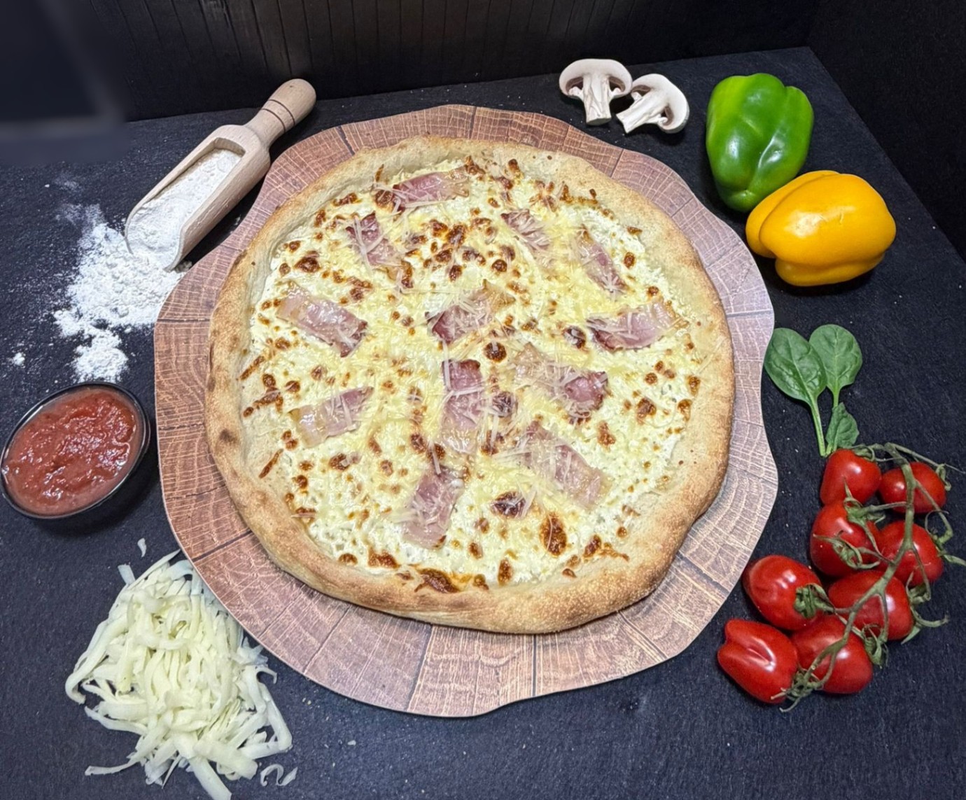 Pizza Carbonara 32