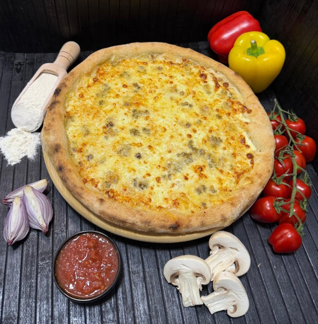 Pizza Quatro Formaggi 40