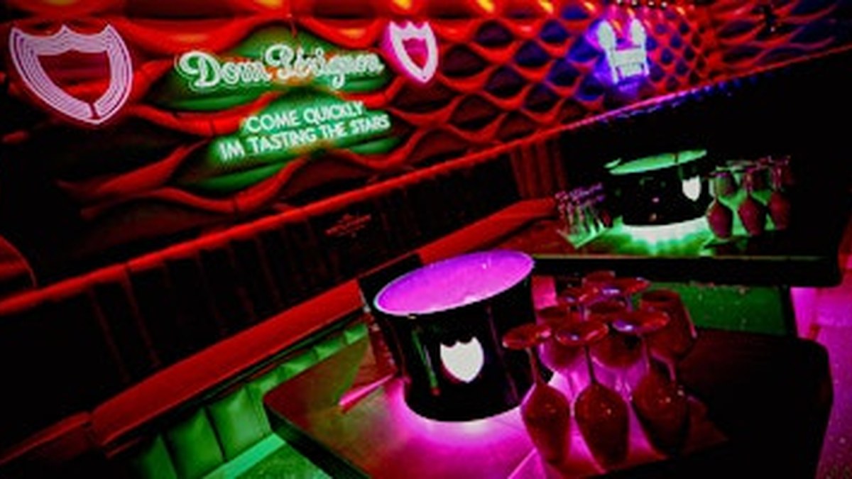 FR. 18.09.26 • BALLERZ • BOSSY MUNICH