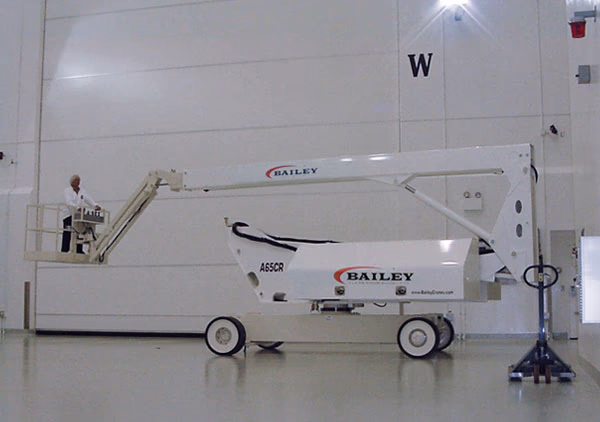 Different Types of Clean Room Man Lifts: Use Case & Features