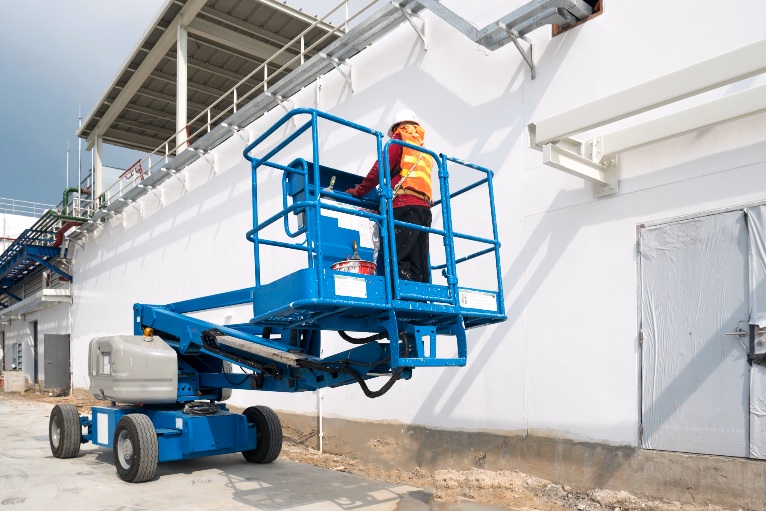 Comprehensive Guide to Choosing the Right Aerial Work Platform
