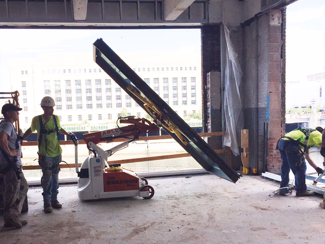 MC Mini Crane