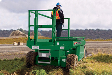 What Are the Differences between an Aerial Work Platform and a Forklift?