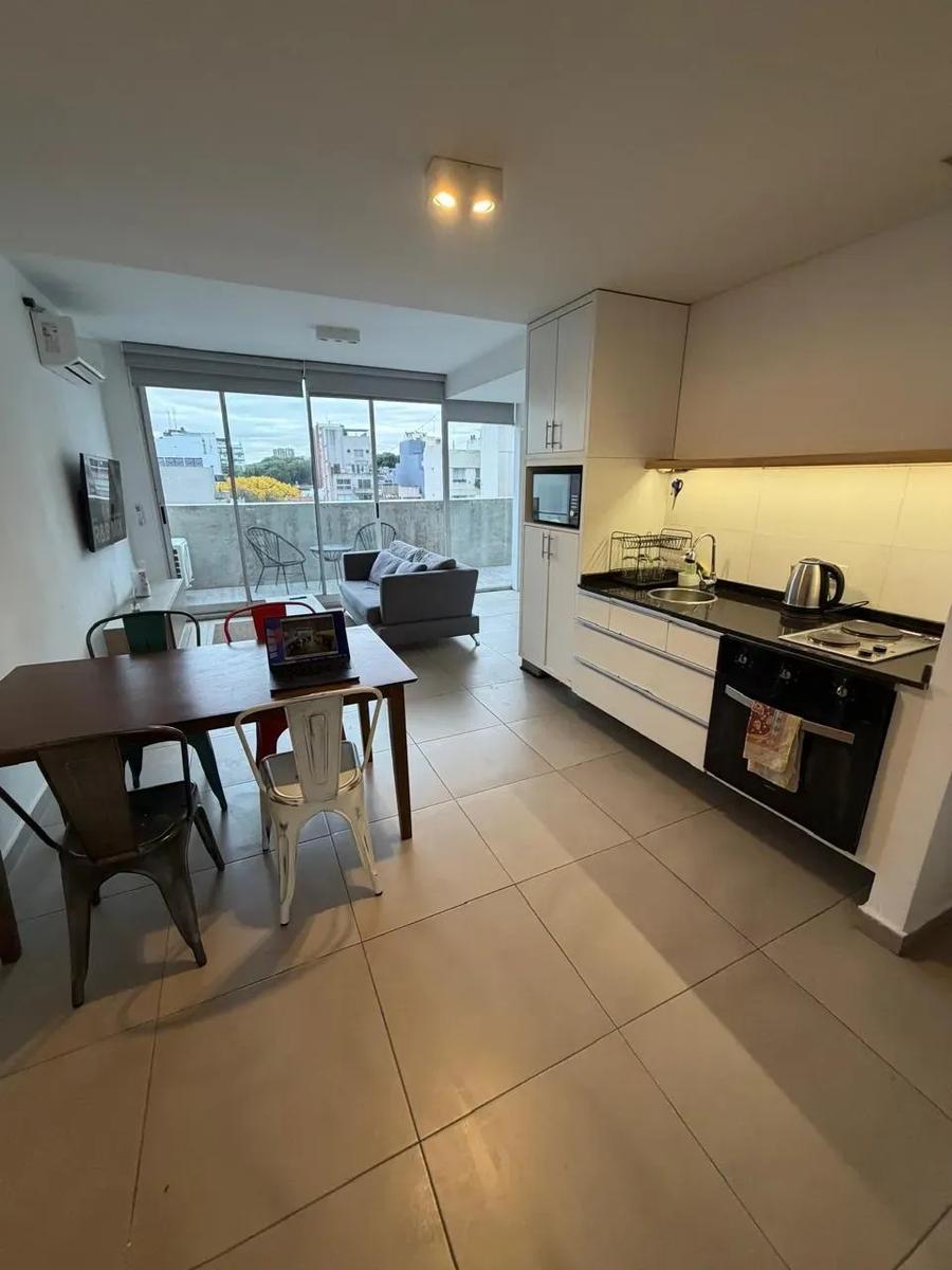 amplio balcón terraza de aproximadamente 15 m² — foto 3