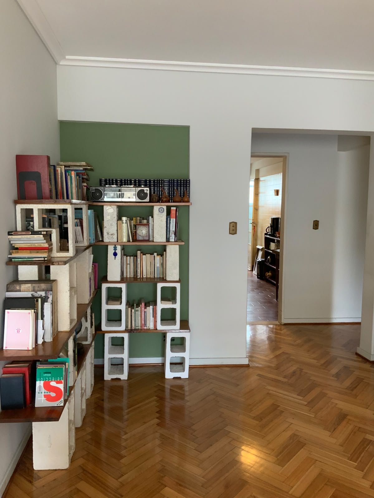 4+ ambientes en Monserrat — foto 2