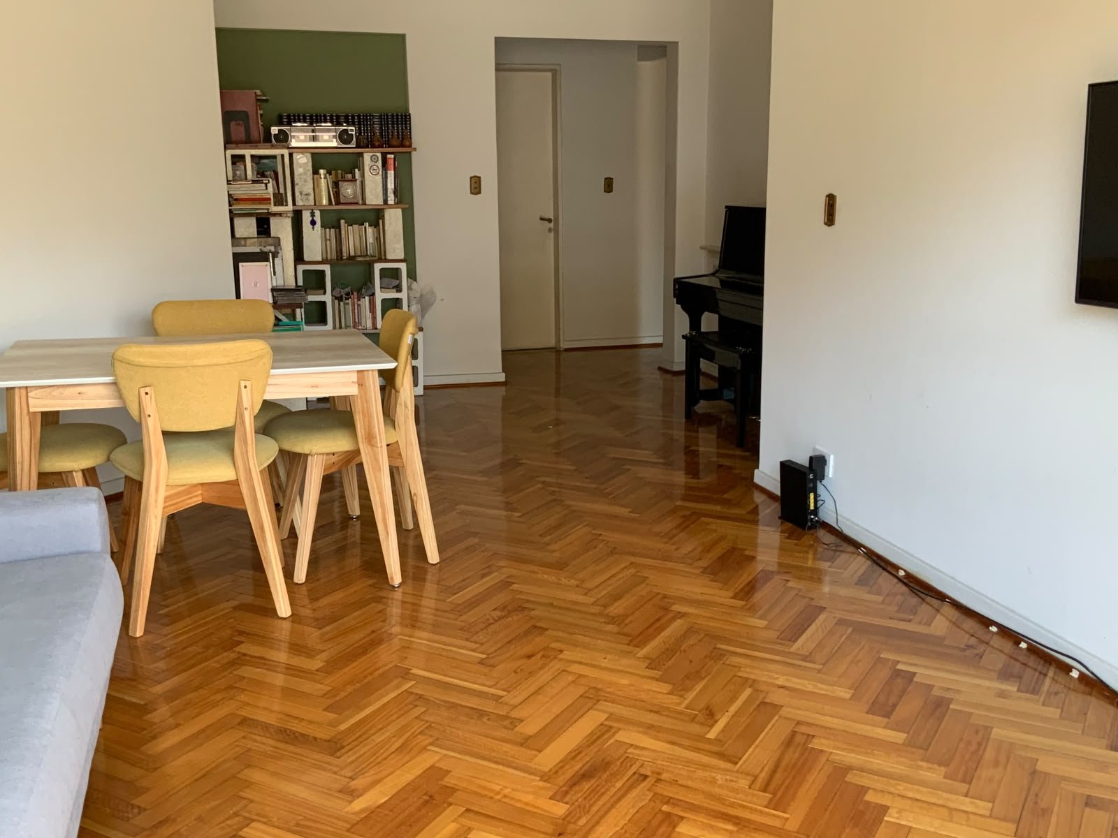 4+ ambientes en Monserrat — foto 3