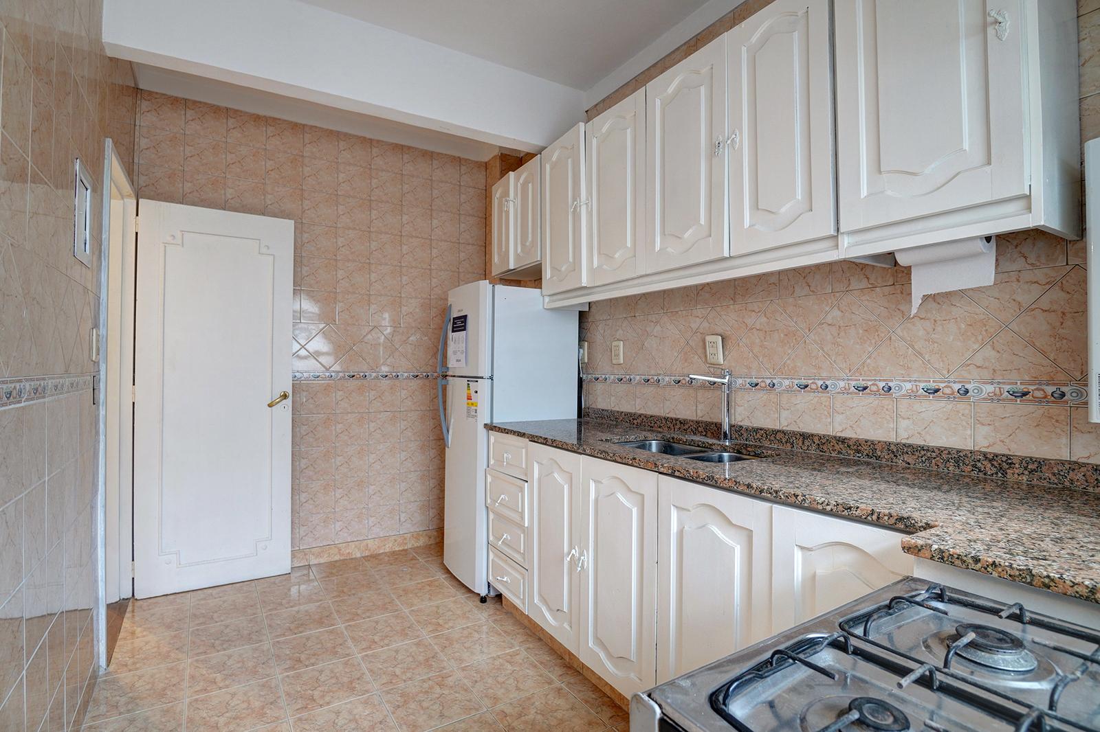 Impecable 3 ambientes reciclado con balcón en Recoleta — foto 5