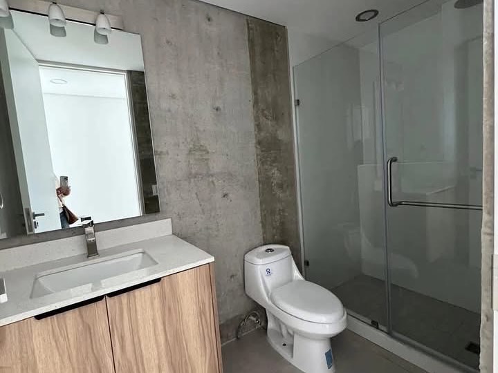 DEPARTAMENTO EN THE WEDGE