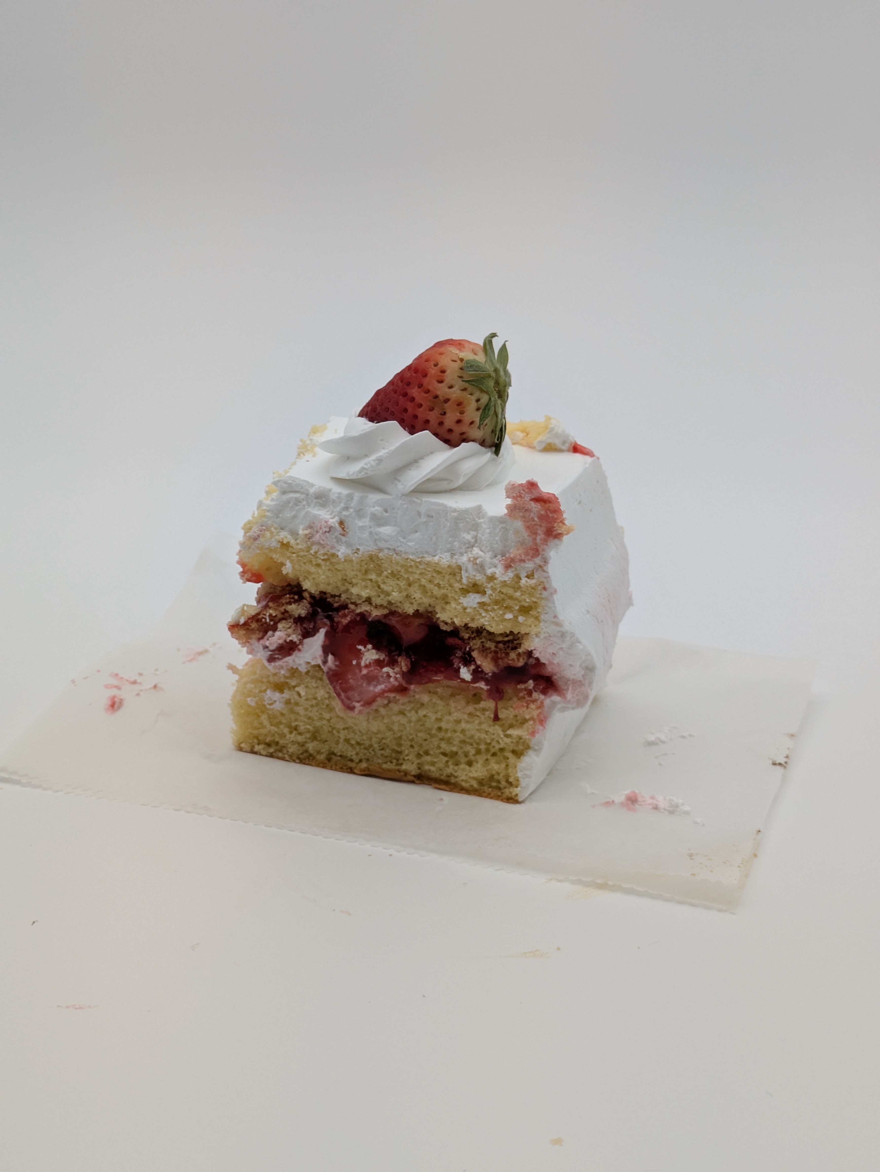 Strawberry Short Cake Slice