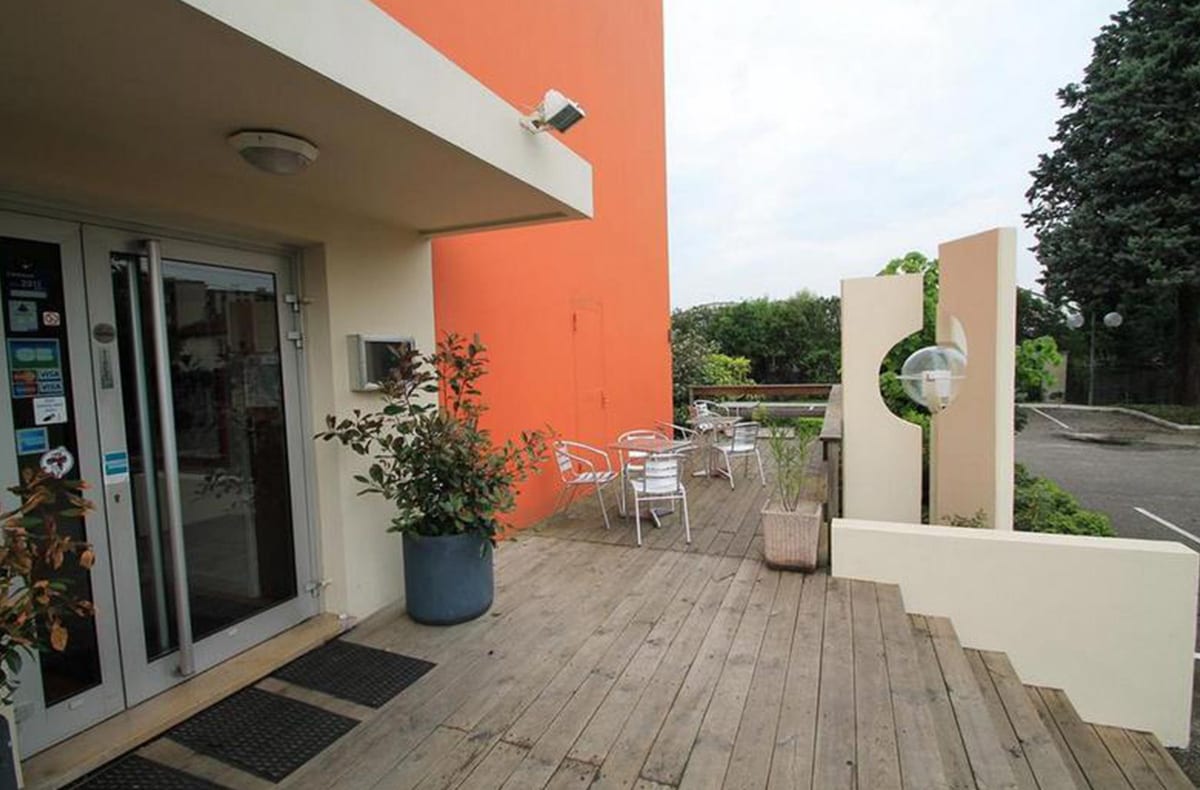 Adonis Lyon Est Hôtel Artys