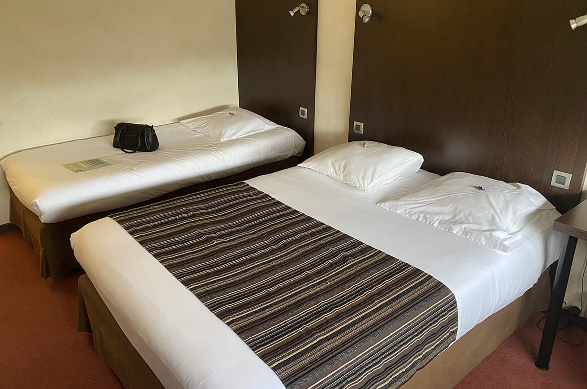 Adonis Lyon Est Hôtel Artys — photo 5