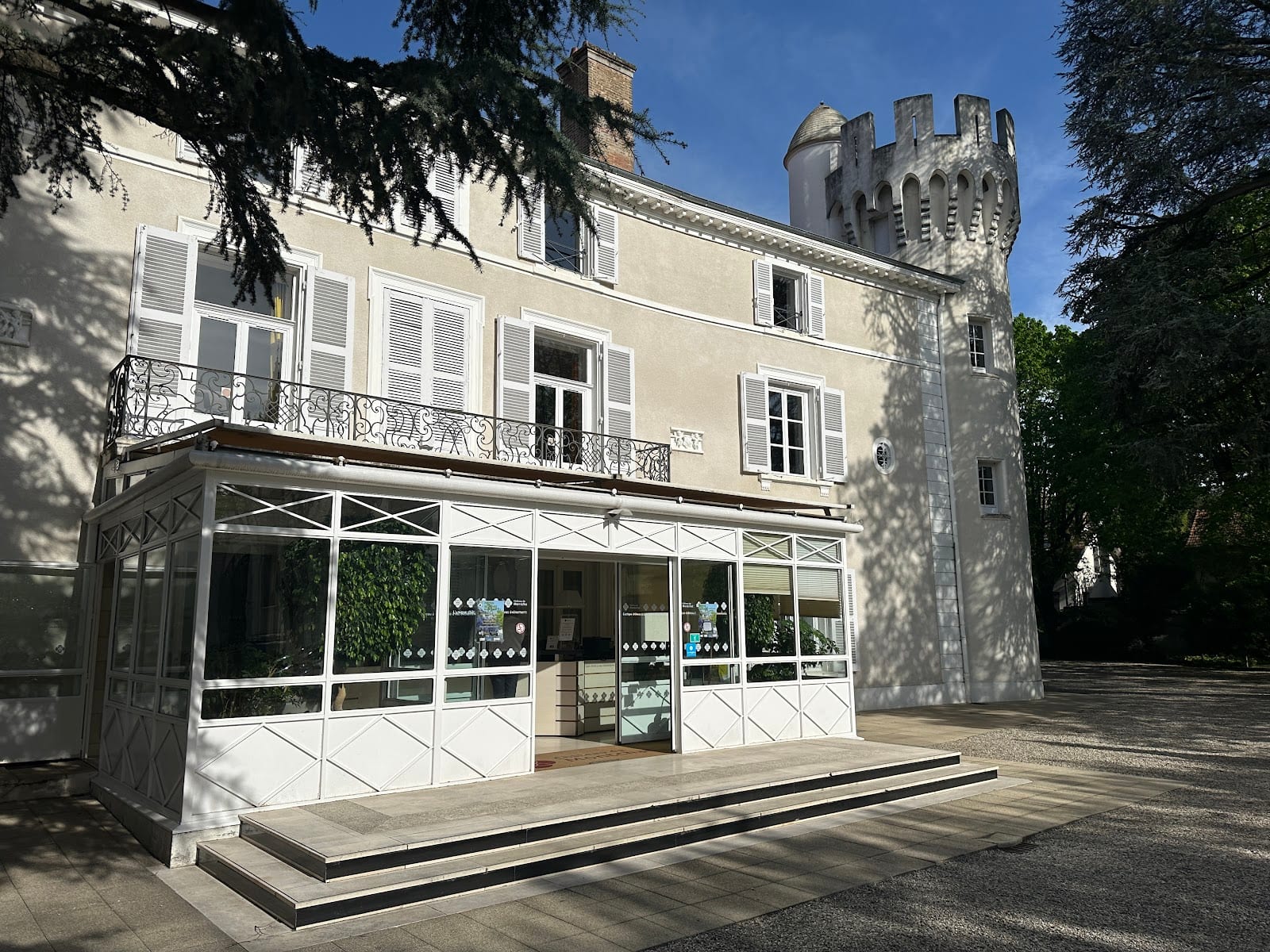 Château de Montchat — photo 2
