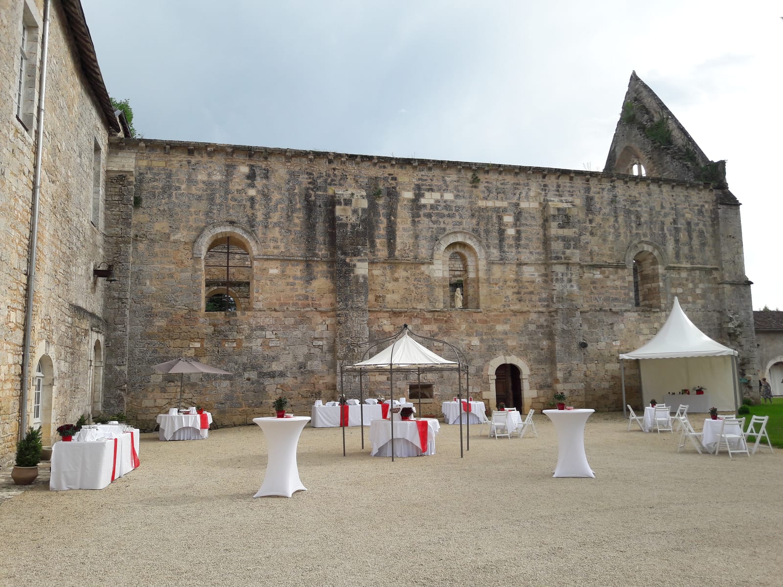 Domaine de l'Abbaye du Pin — photo 2