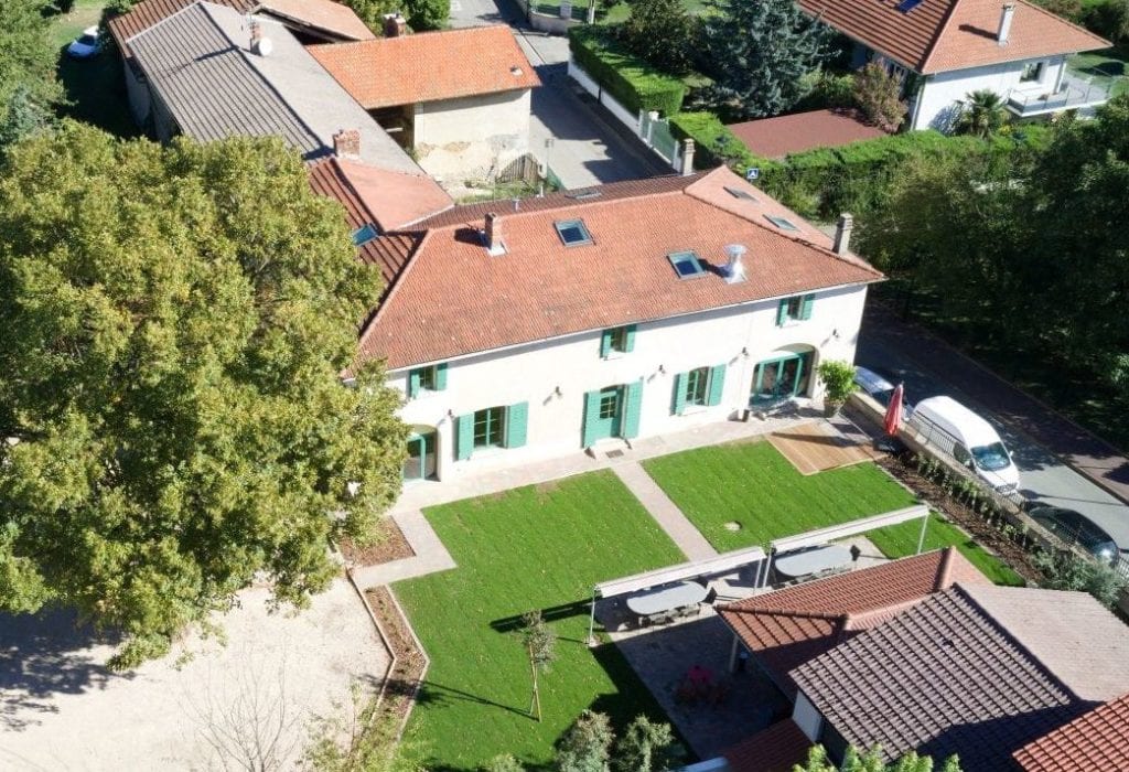 Le Pavillon du Prieuré (Work and Play)