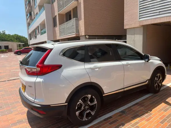 Honda CR-V 2019 — crédito vehicular en Barranquilla, Colombia — miniatura 4