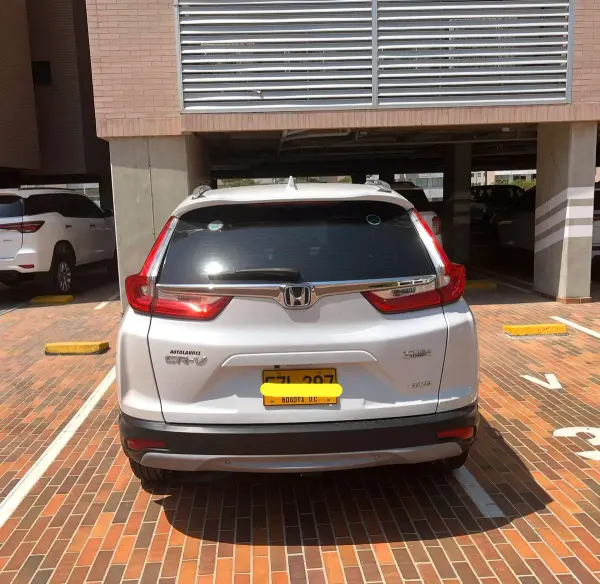 Honda CR-V 2019 — crédito vehicular en Barranquilla, Colombia — miniatura 6