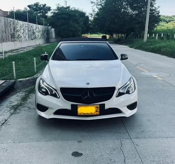 Mercedes E250 2016 — crédito vehicular en Barranquilla, Colombia — miniatura 2