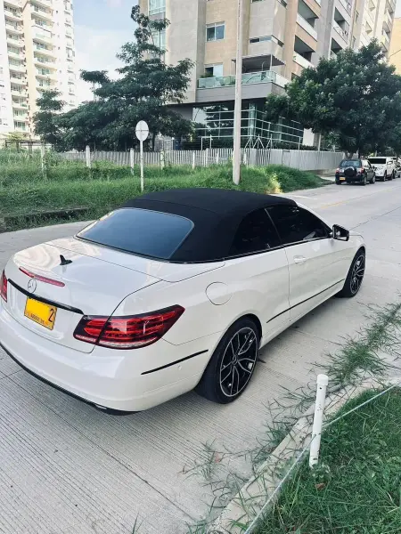 Mercedes E250 2016 — crédito vehicular en Barranquilla, Colombia — miniatura 3