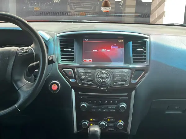 Nissan Pathfinder 2015 — crédito vehicular en Barranquilla, Colombia — miniatura 7