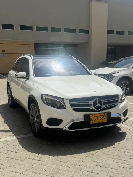 Mercedes GLC250 2017 — crédito vehicular en Barranquilla, Colombia — miniatura 4