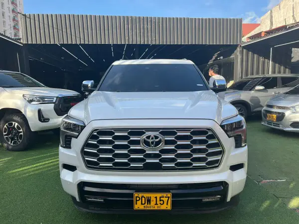 Toyota Sequoia 1794 Edition 2025 — crédito vehicular en Barranquilla, Colombia — miniatura 9