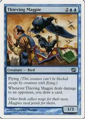 Thieving Magpie [Foil] #107