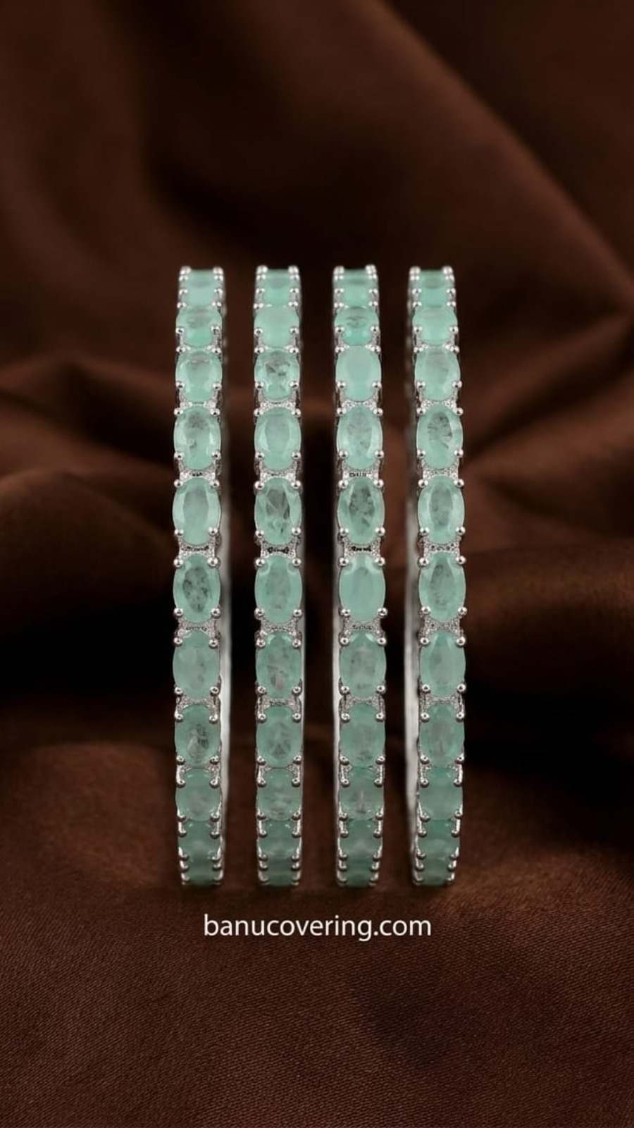 Emerald Mist Oval Bangle