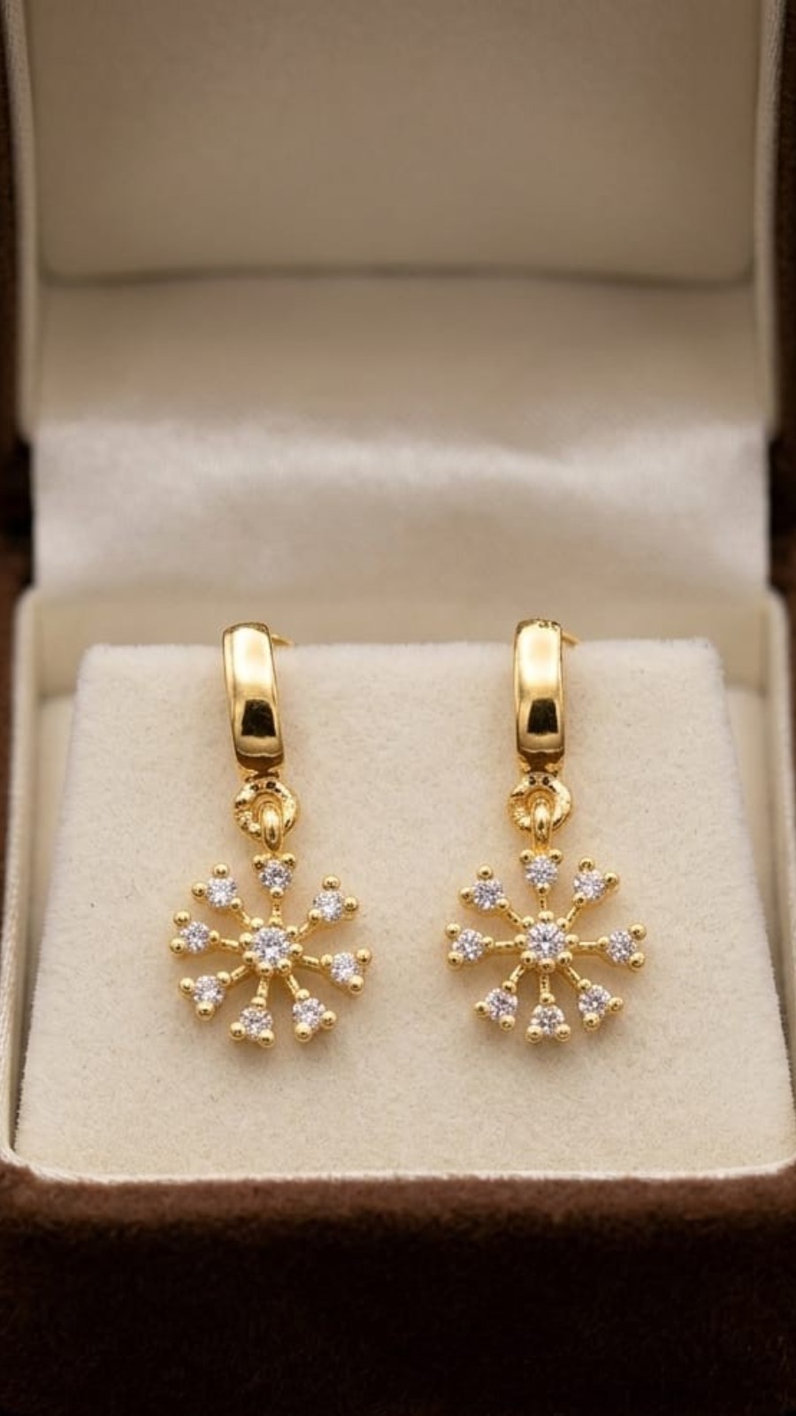 Golden Crystal Snowflakes