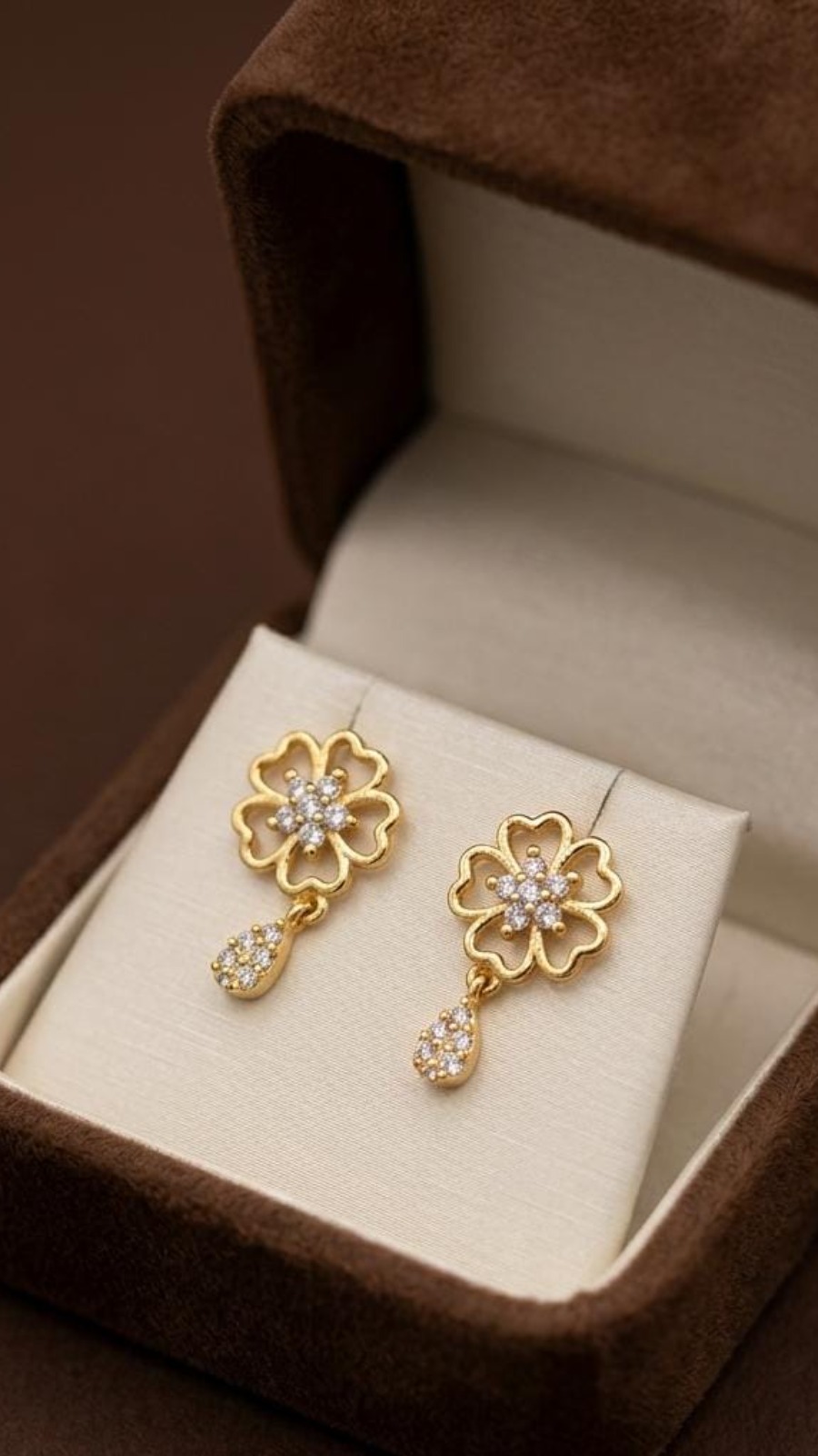 Dainty Flower Drop Earrings