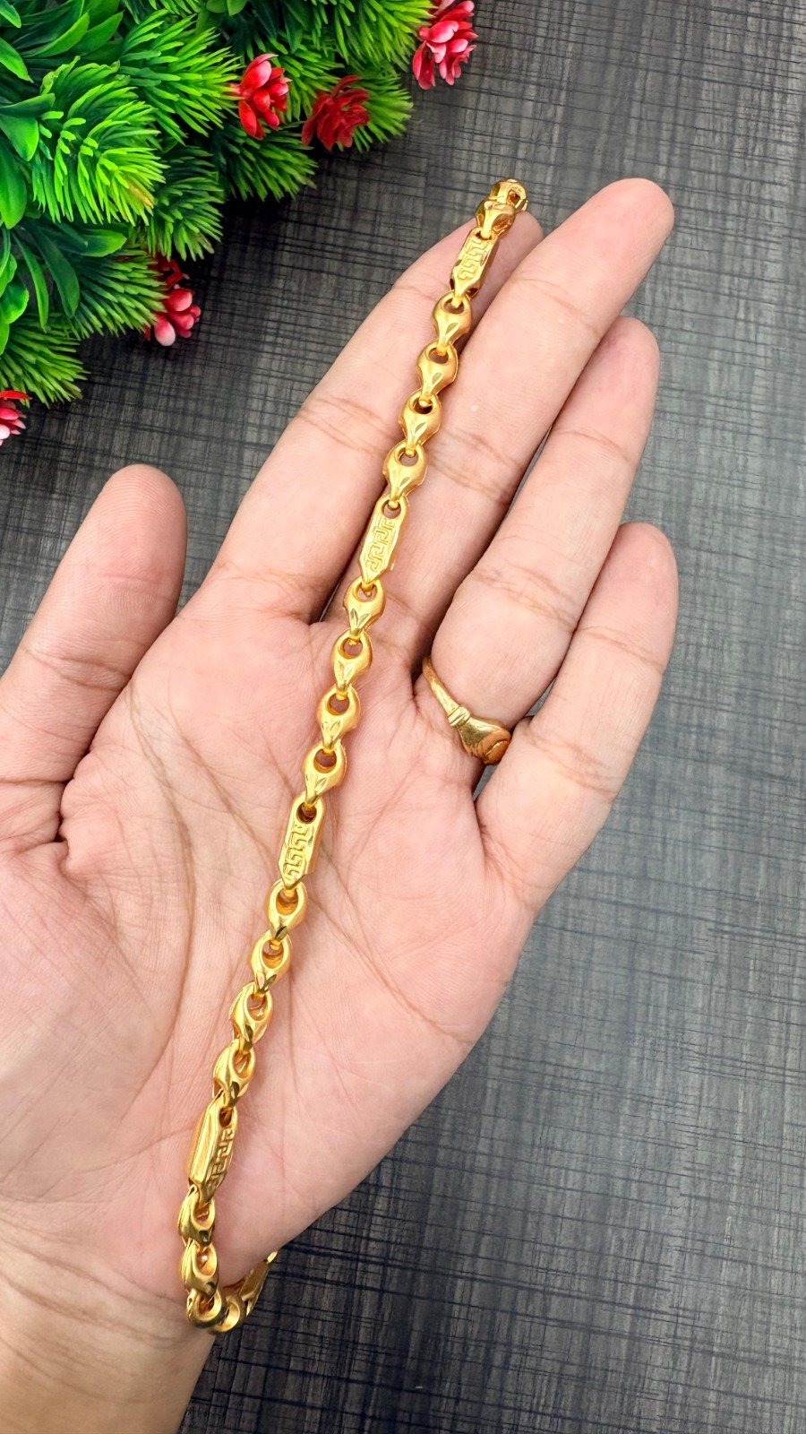 Engraved Link Mens chain 18 inch 1
