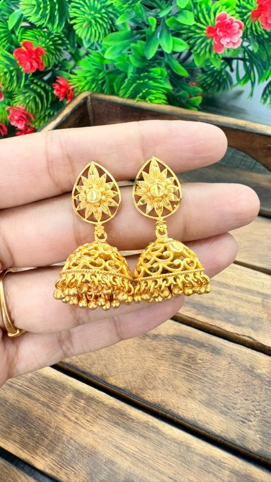 Filigree Dome Jimiki