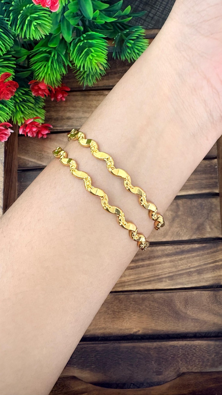 Zig Zag Bangle (Thick)