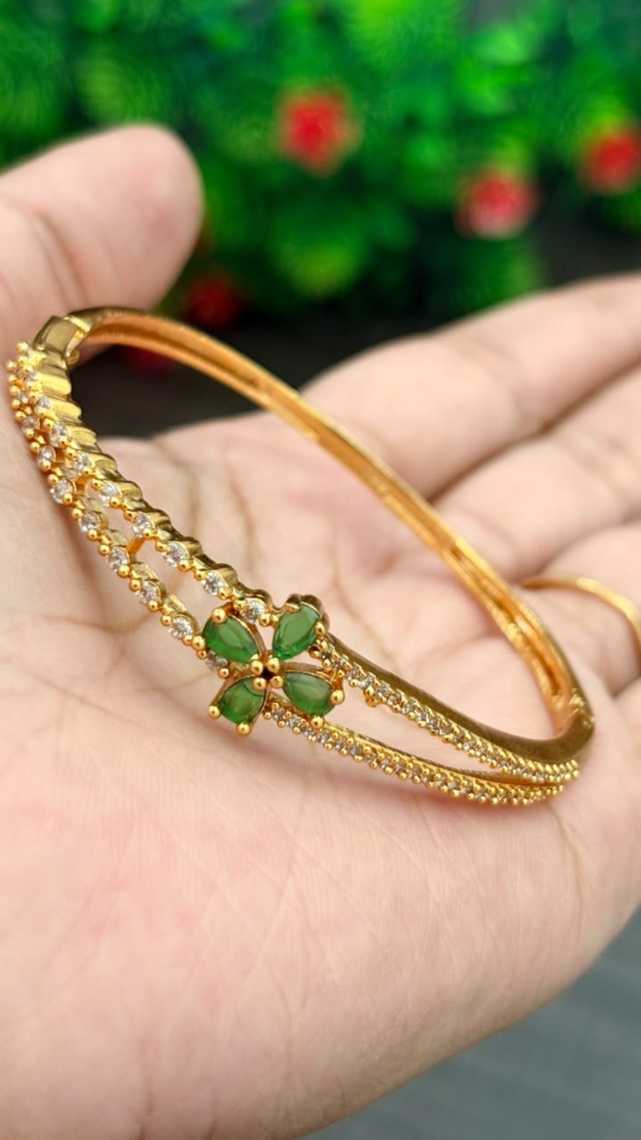 Green Crystal Flower Bracelet 2