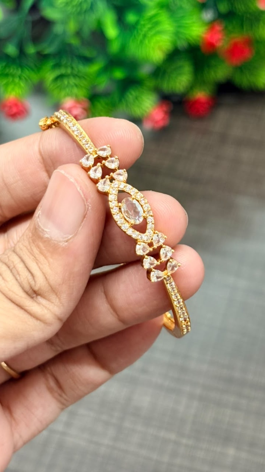 Oval Crystal Bracelet