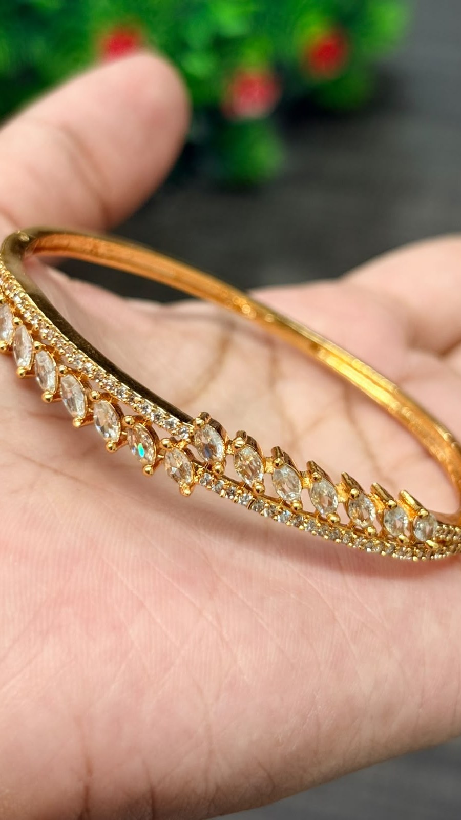 Floral leaf Bracelet 2