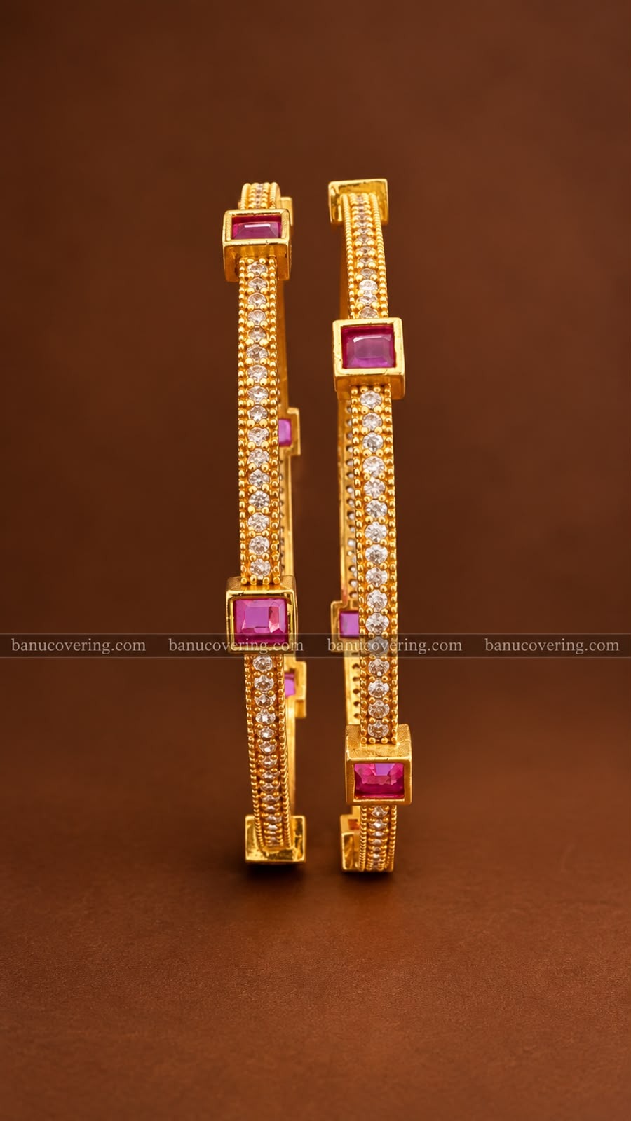 Royal Spark Box Bangle 1