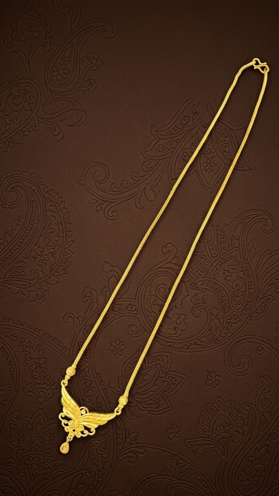 Golden Wings Dollar Chain 1