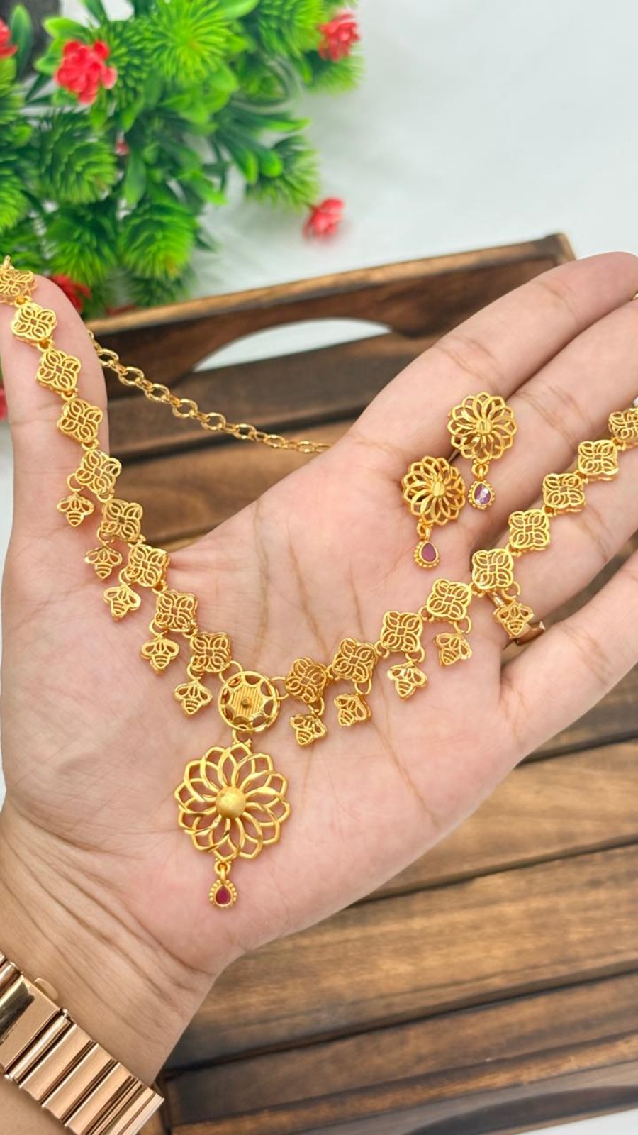 Floral Grace Necklace
