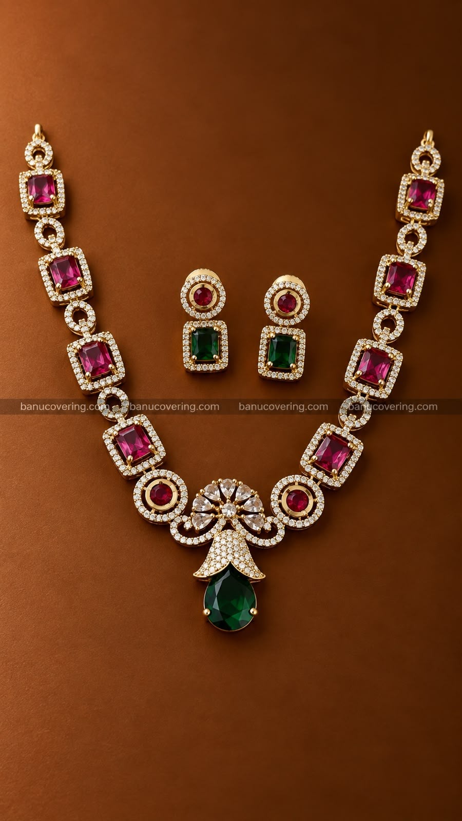 Sparkling Royale Necklace 1