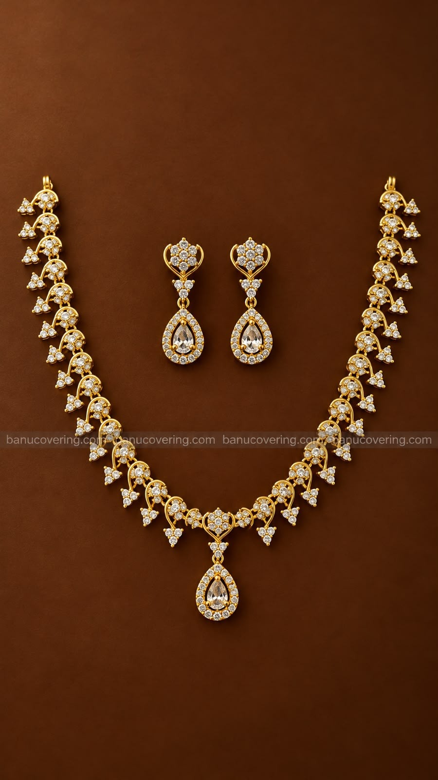 Regal Floral Necklace 1