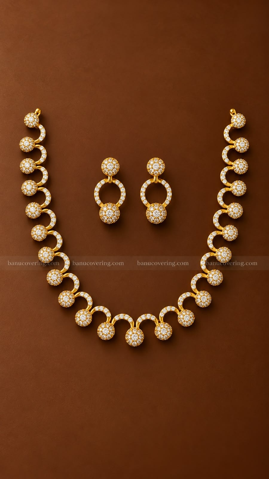 circular drop Necklace 1
