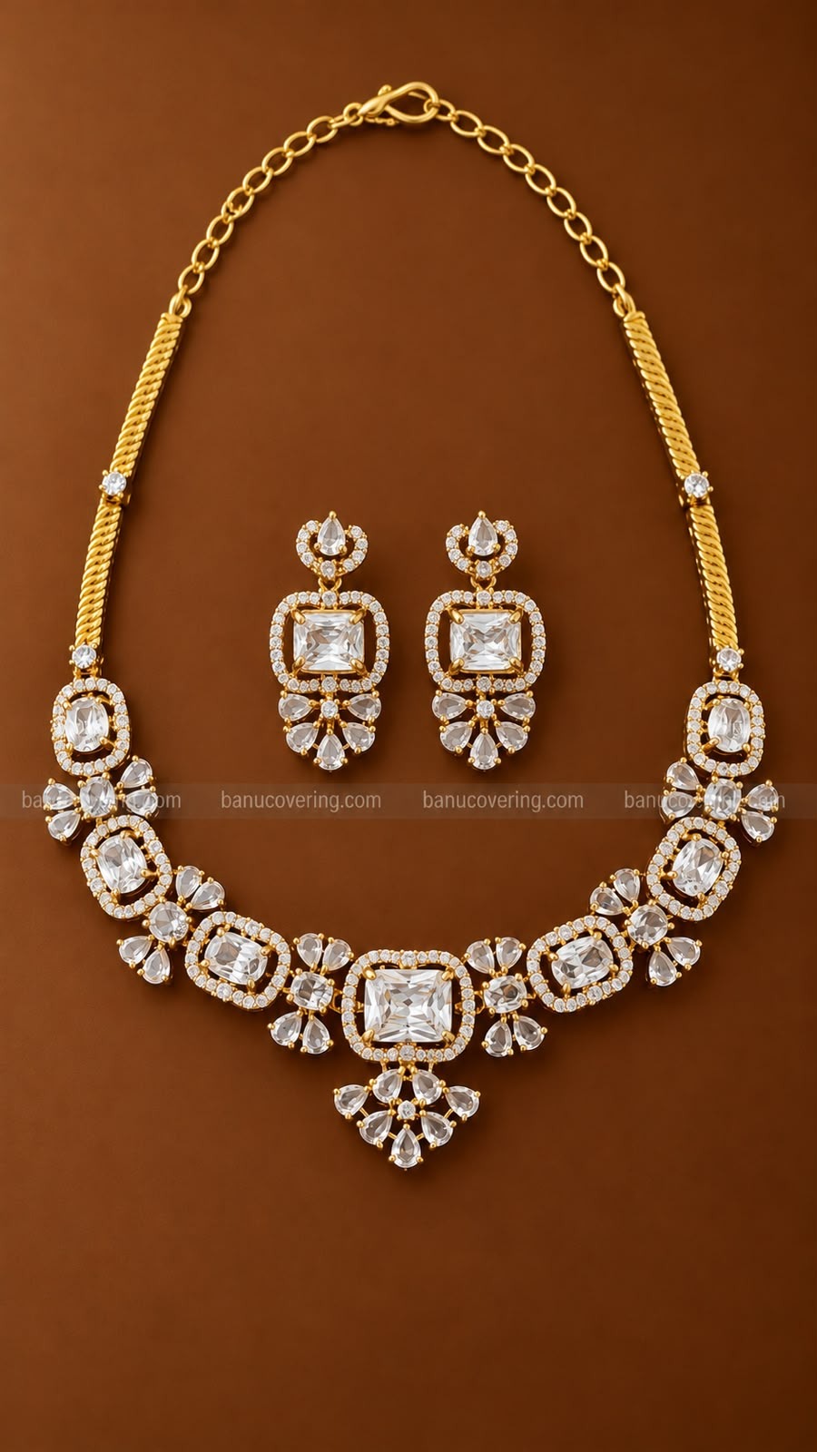 Luxe Crystal Necklace 1